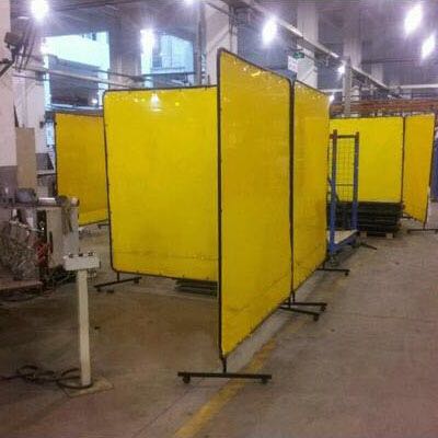 訂做各種顏色電焊光隔離屏風(fēng) 柔性鋁合金防護(hù)圍欄