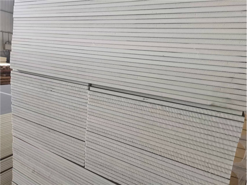 B1級 阻燃外墻聚氨酯保溫板，雙面水泥基聚氨酯保溫板的產(chǎn)地