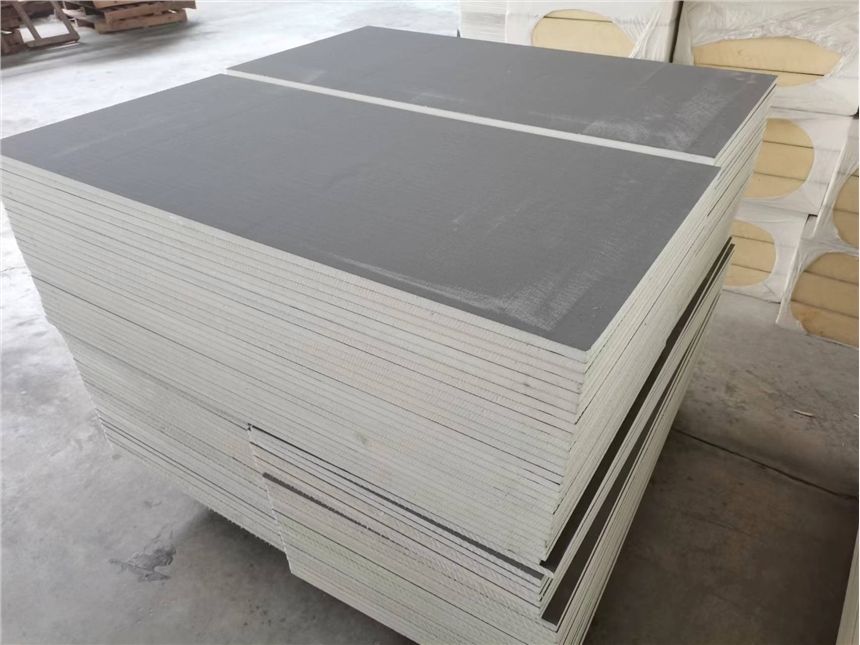 勝明生產(chǎn)各類(lèi)聚氨酯保溫板，聚氨酯保溫板的源頭工廠